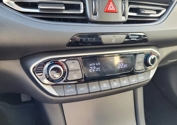 Hyundai I30 cena 92900 przebieg: 88840, rok produkcji 2021 z Czersk małe 667